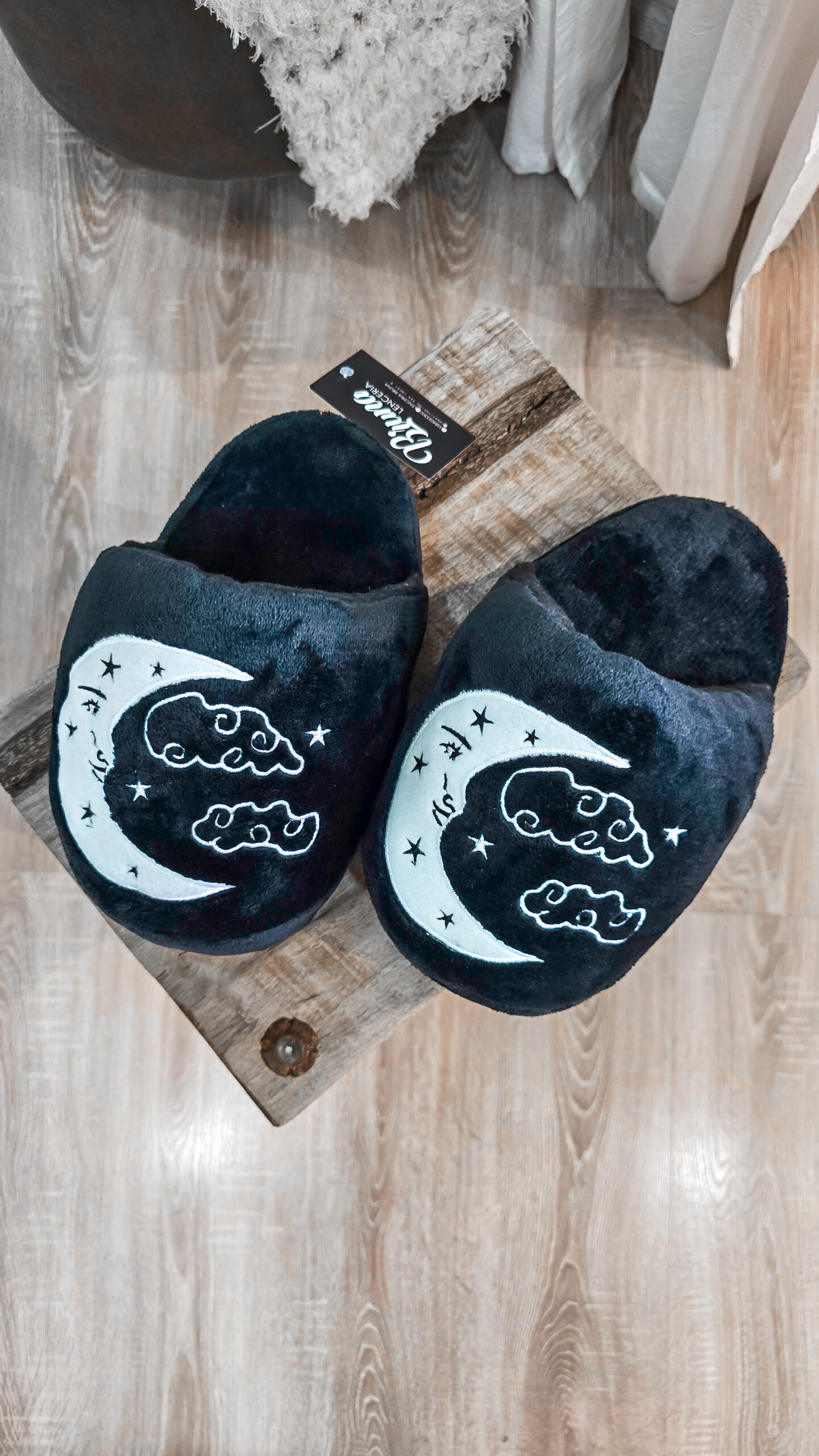 Pantu Luna - Imagen 4