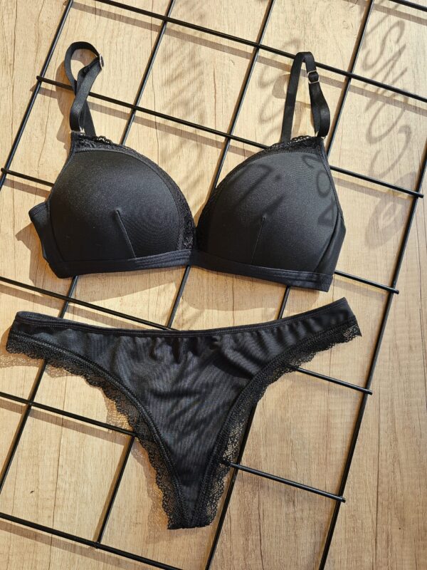 Conjunto Ivana