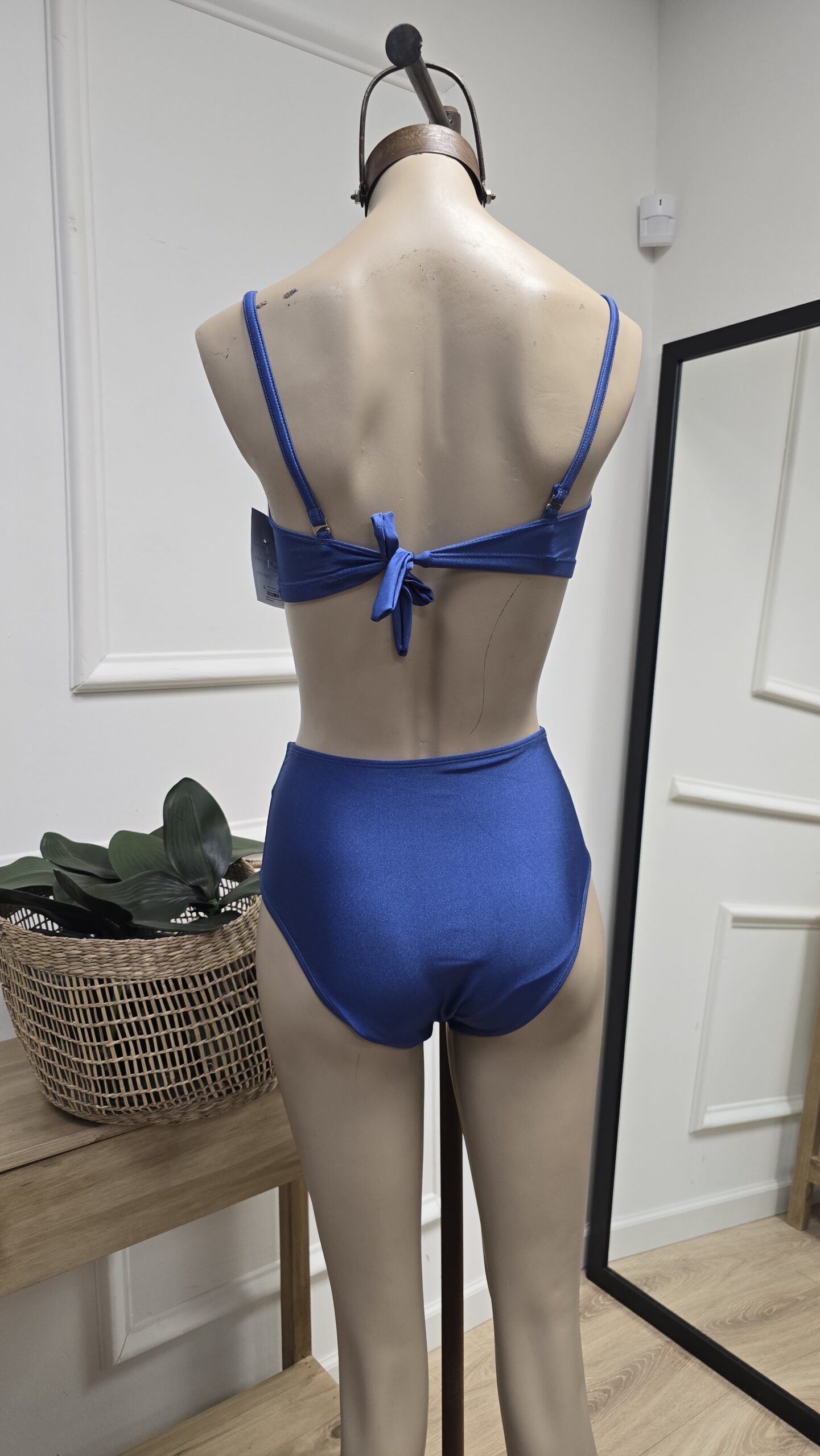 Bikini Dante - Imagen 5