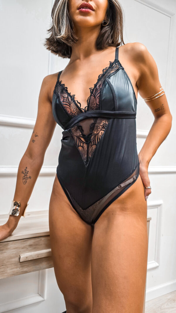 Body Capadocia - Imagen 3