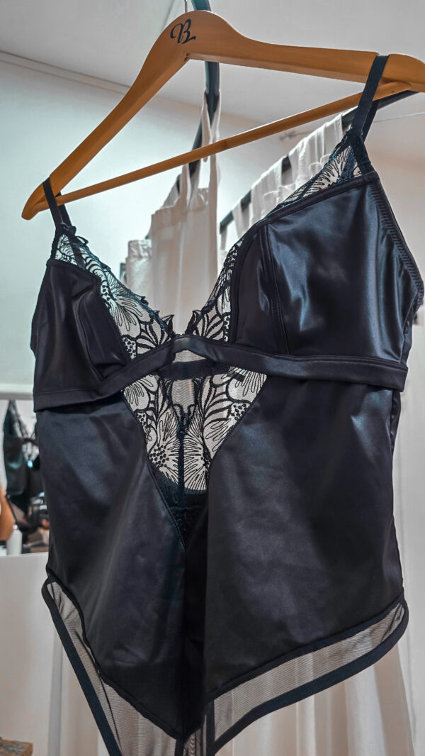 Body Capadocia - Imagen 9