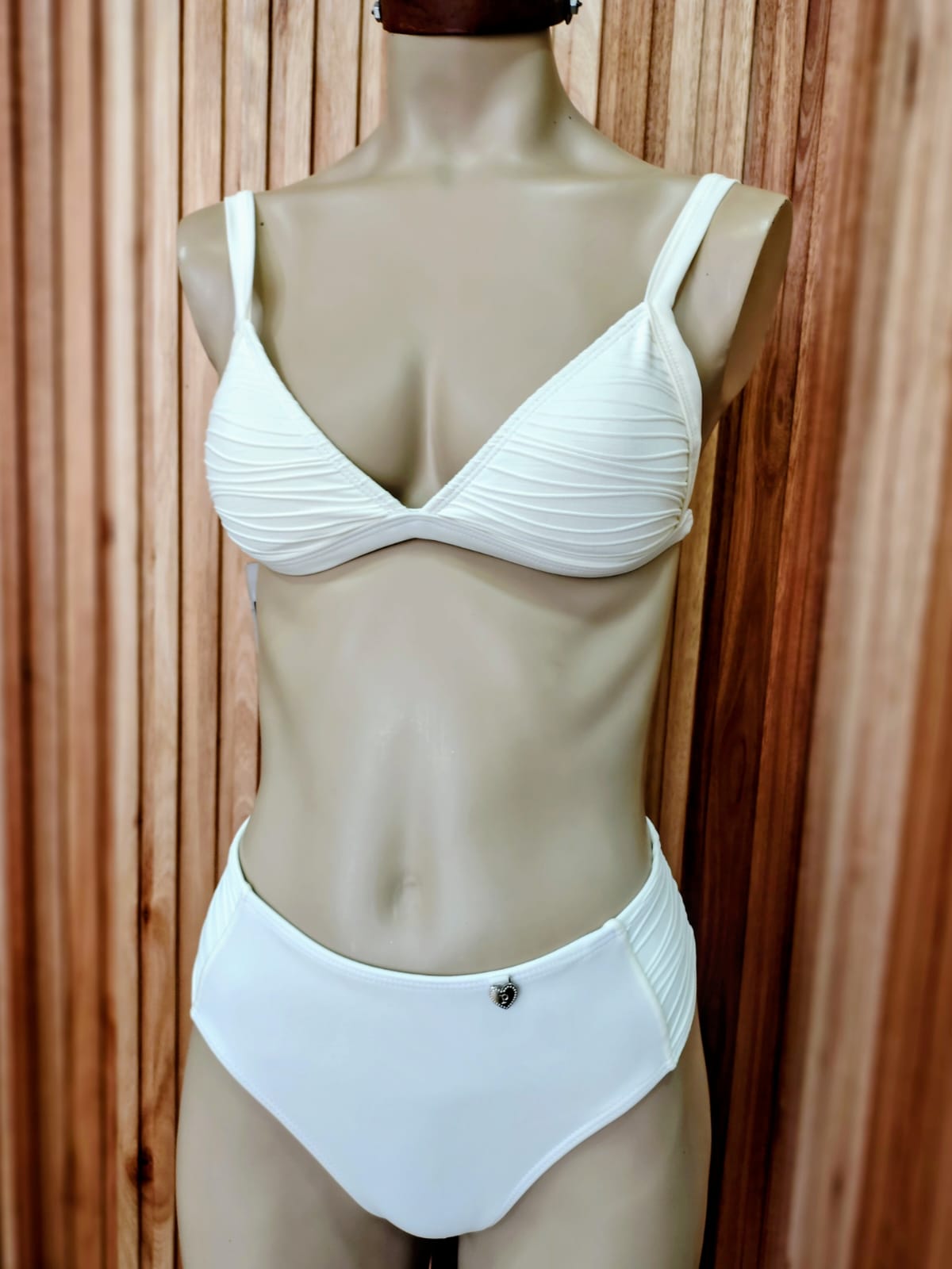 Bikini Cata - Imagen 10